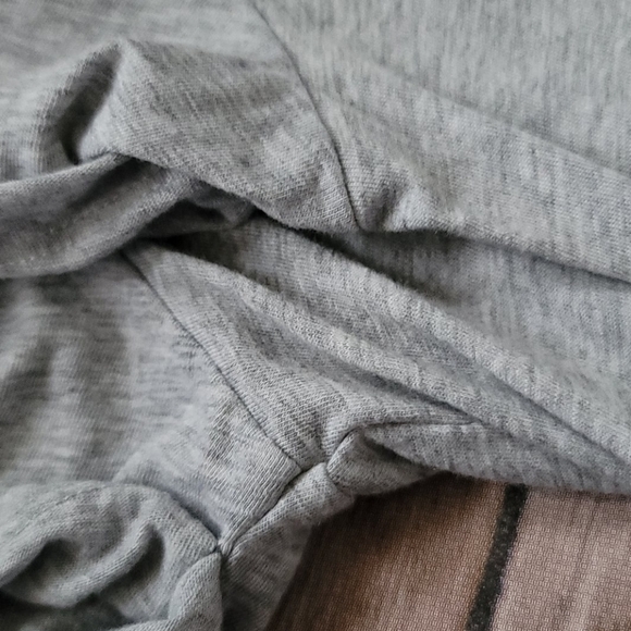 a.n.a short sleeve pocket tees with cuff sleeves - Picture 9 of 12